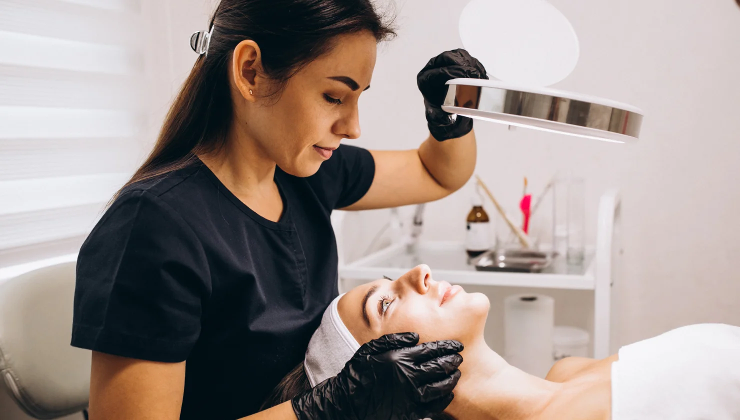 The aging process can be slowed down and skin youthful for a long time. We will look at the factors that we can adjust to maintain youthful skin.